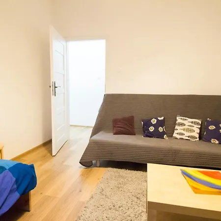 Happy Estate - Rynek *