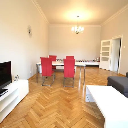 Happy Estate - Rynek Вроцлав