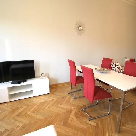 Happy Estate - Rynek Wroclaw